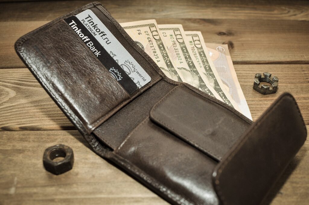 How to Match a Women's Brown Leather Wallet with Different Outfits